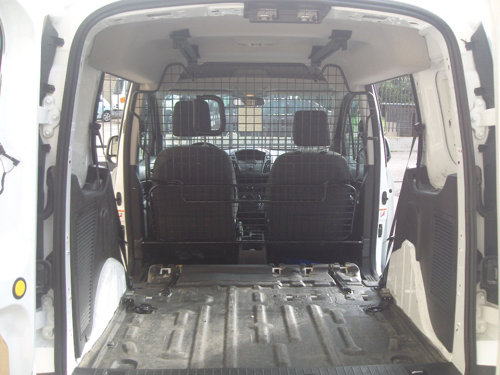 FORD TRANSIT CONNECT N1 5POSTI - Clicca l'immagine per chiudere